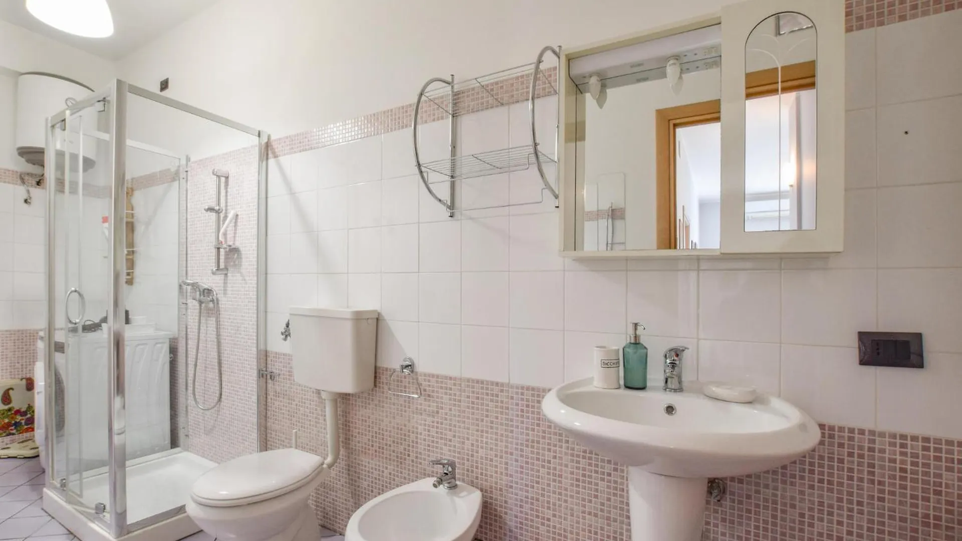2 Bedroom Amazing Apartment In Trappitello