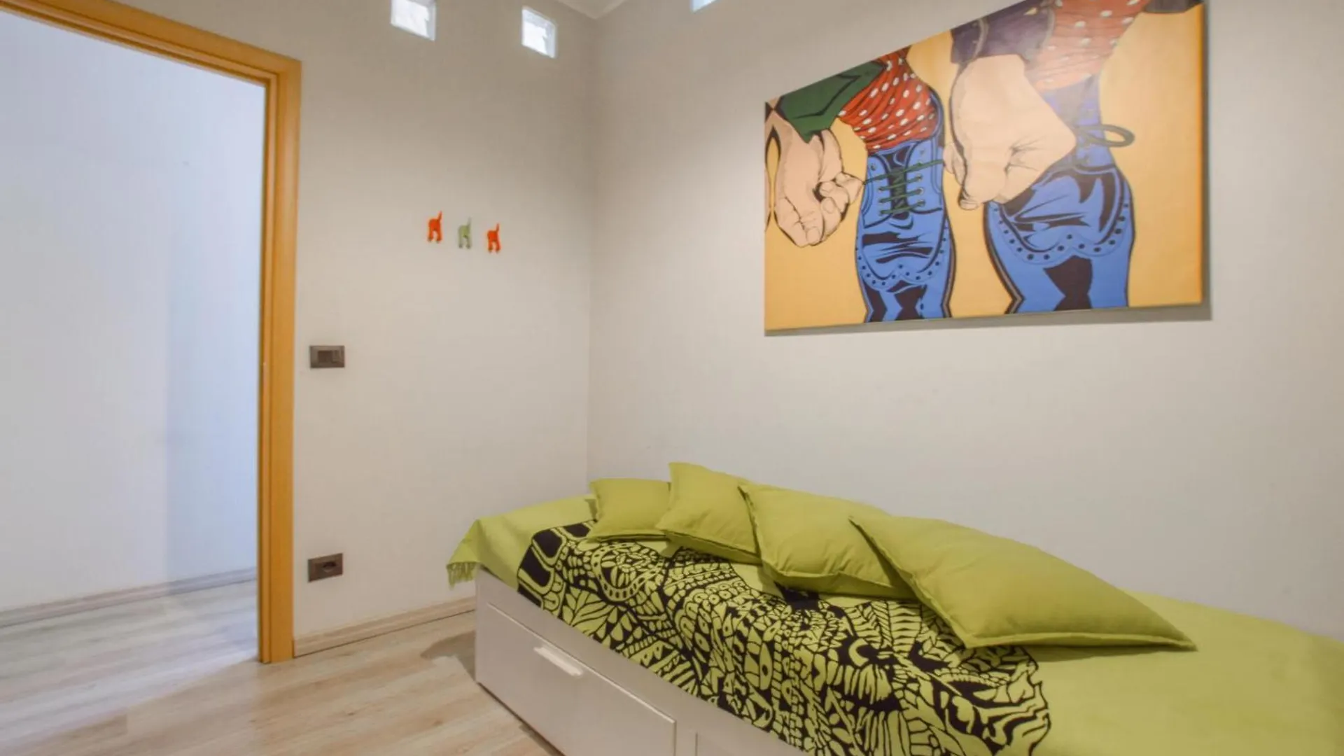 2 Bedroom Amazing Apartment In Trappitello